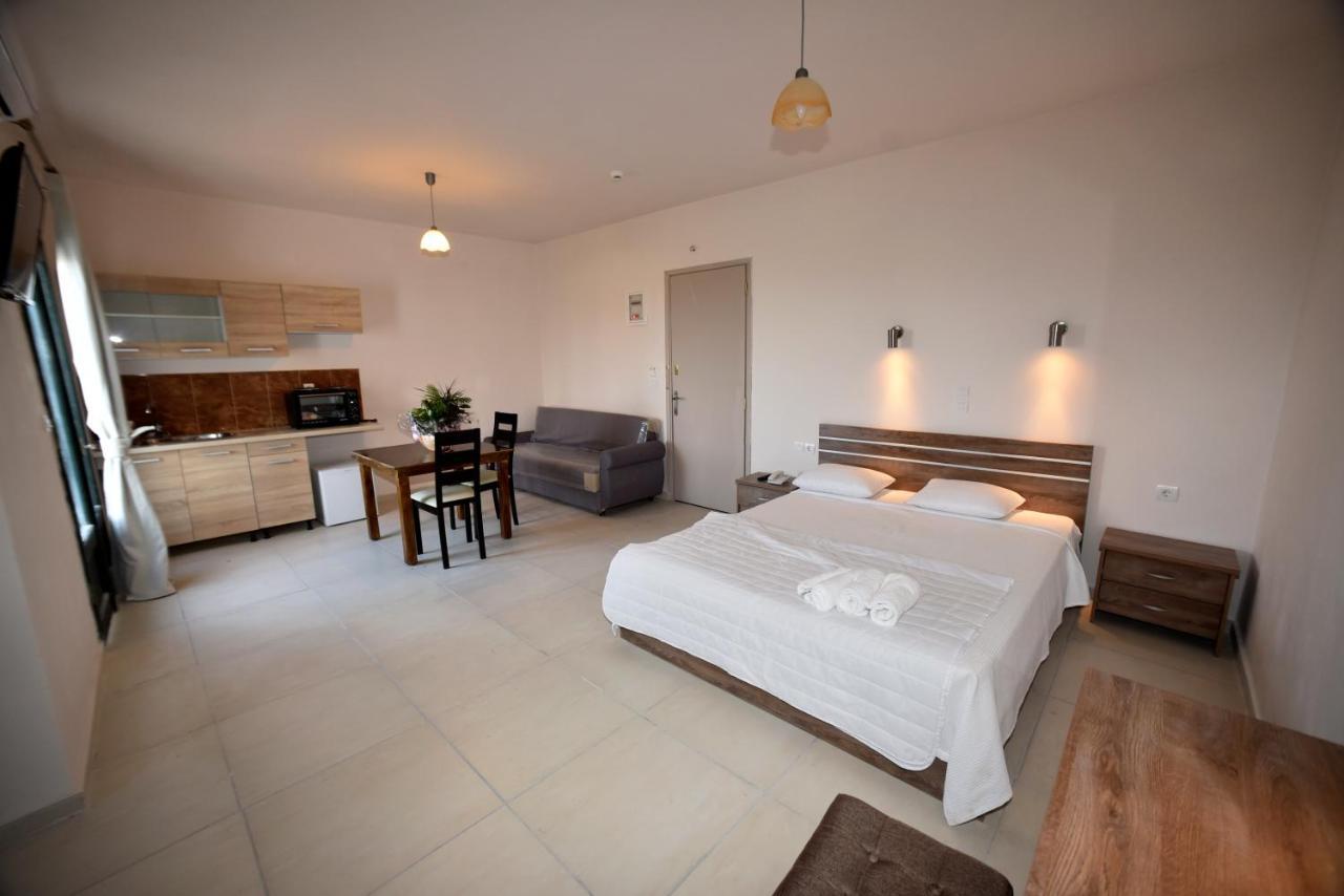 Chalkiotis Hotel Anaxos Zewnętrze zdjęcie